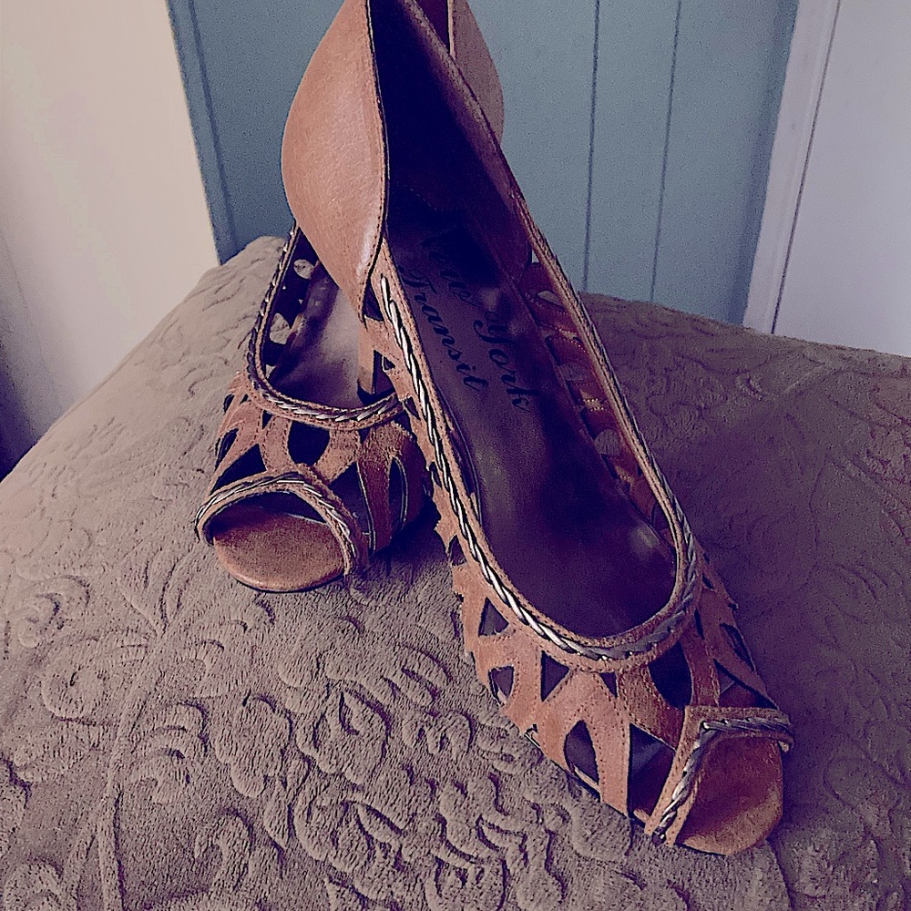 New York Transit heels